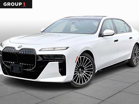 Used 2026 BMW 740i w/ Executive Package RWD image 1