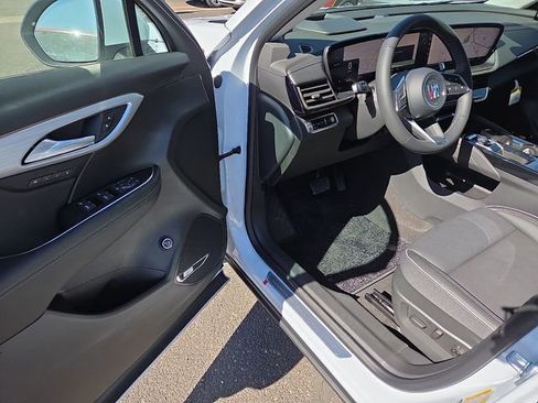 New 2026 Buick Envision Avenir image 10