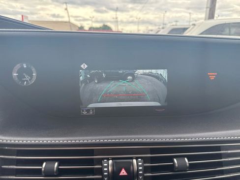 Used 2018 Lexus LS 500 F Sport w/ Accessory Package (Z2) AWD/4WD image 22