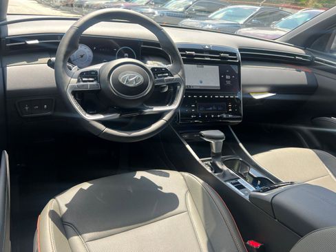 Used 2024 Hyundai Santa Cruz Limited image 13