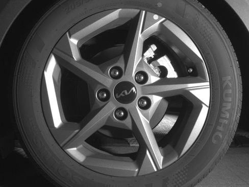 Used 2025 Kia K4 FWD image 14
