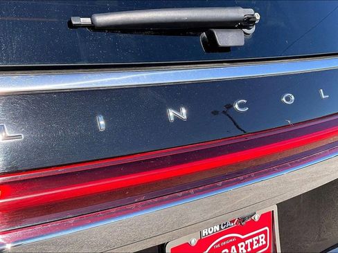 Used 2024 Lincoln Navigator L 4WD image 27
