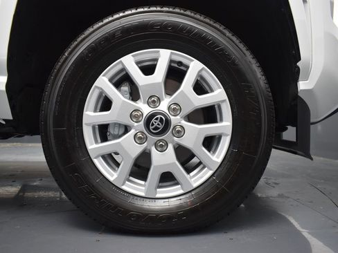 Used 2025 Toyota Tacoma SR5 RWD image 5