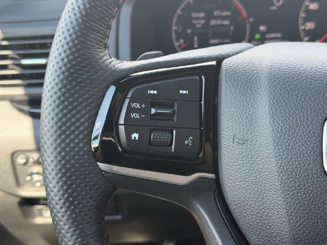 Used 2025 Honda Ridgeline Black Edition image 21