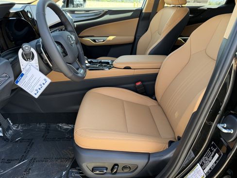 New 2026 Lexus NX 350h AWD w/ Premium Package image 18