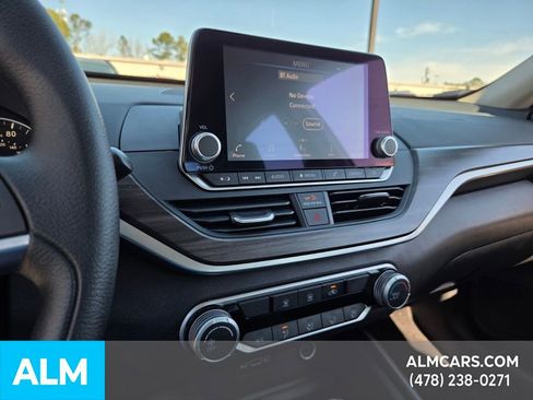 Used 2025 Nissan Altima 2.5 SV image 21