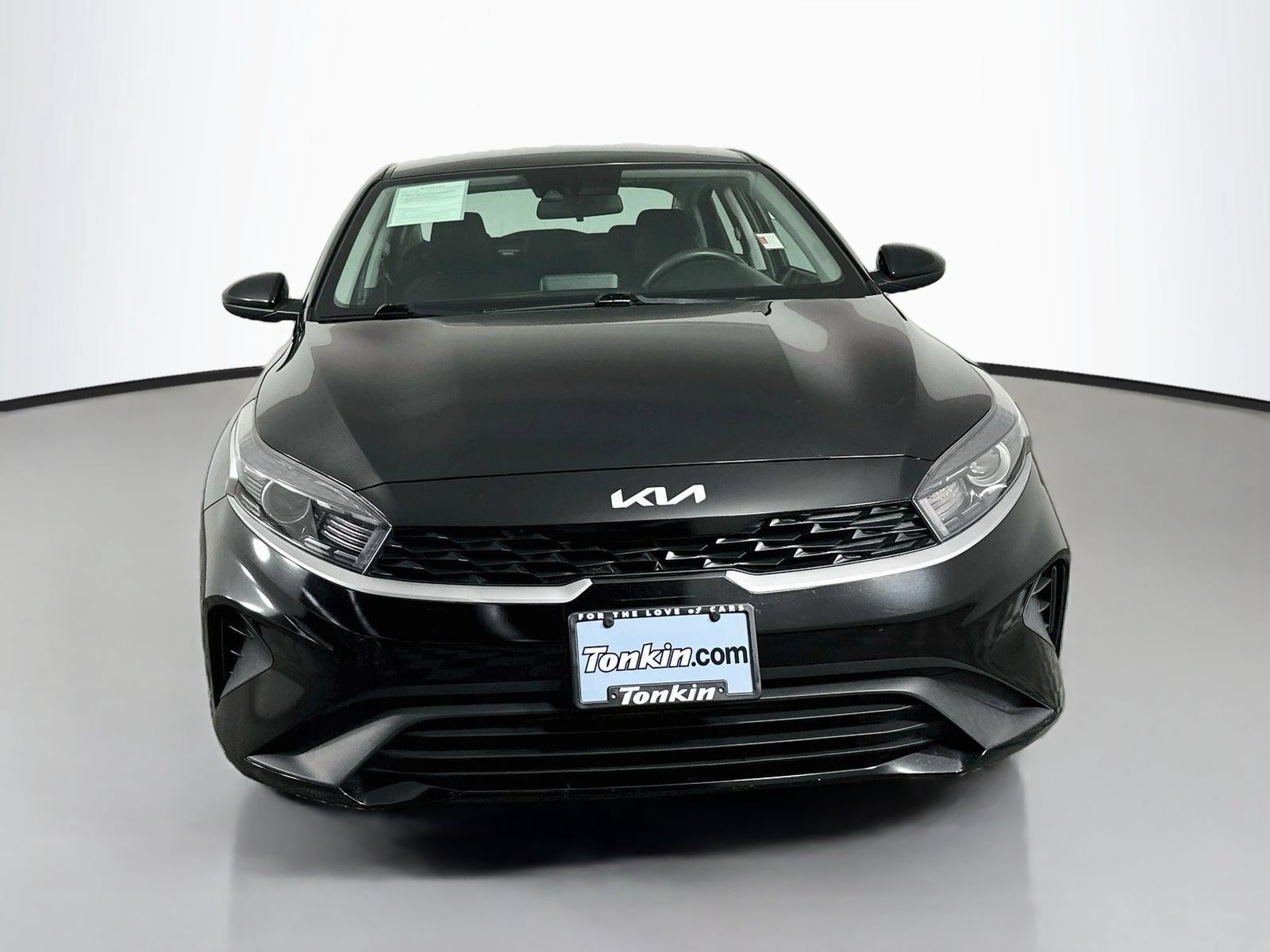 Used 2023 Kia Forte LXS FWD image 2