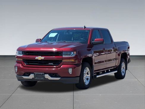 Used 2017 Chevrolet Silverado 1500 LT w/ All Star Edition AWD/4WD image 9