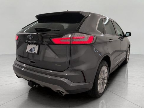 Used 2021 Ford Edge Titanium AWD/4WD image 19