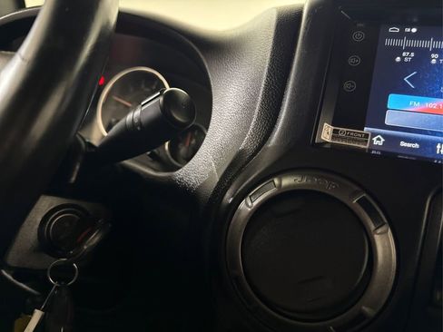 Used 2011 Jeep Wrangler Unlimited Sport image 40