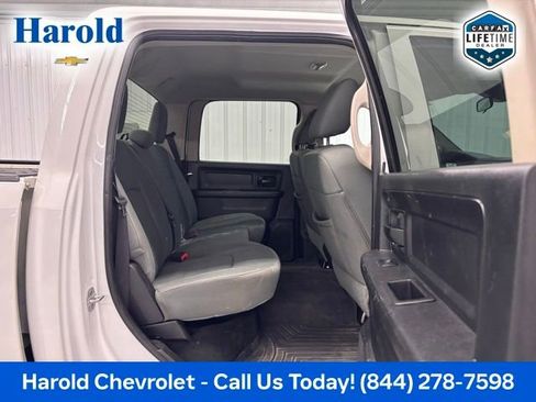 Used 2013 RAM 2500 Tradesman w/ Chrome Appearance Group image 9