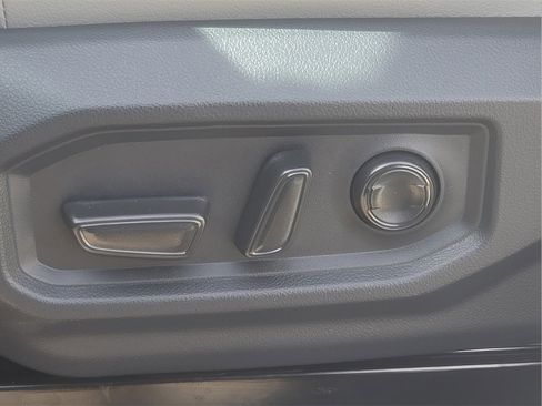 New 2026 Toyota Tundra Limited image 19