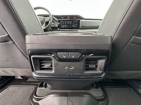 Used 2024 GMC Sierra 1500 AT4 w/ Technology Package image 8