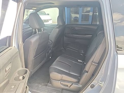 Used 2022 Honda Passport TrailSport image 12