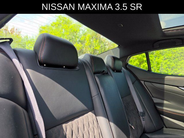 Used 2019 Nissan Maxima SR w/ Premium Package FWD image 14