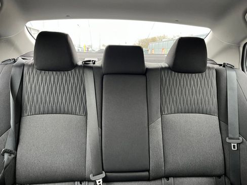 Used 2025 Toyota Camry LE image 37