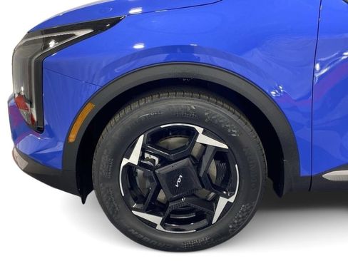 New 2026 Kia Sportage EX FWD image 18