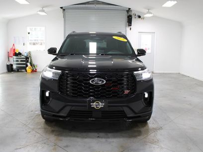 Used 2025 Ford Explorer ST
