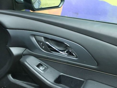 Used 2021 Chevrolet Traverse Premier w/ Redline Edition image 10