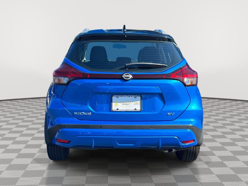 Used 2023 Nissan Kicks SV FWD image 6