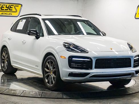 Certified 2023 Porsche Cayenne GTS w/ Premium Package Plus AWD/4WD image 5