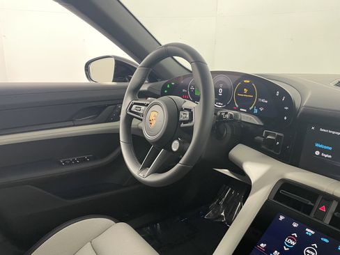 New 2026 Porsche Taycan RWD image 12