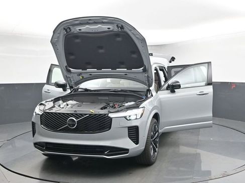 New 2026 Volvo XC90 B6 Ultra w/ Lounge Package image 55