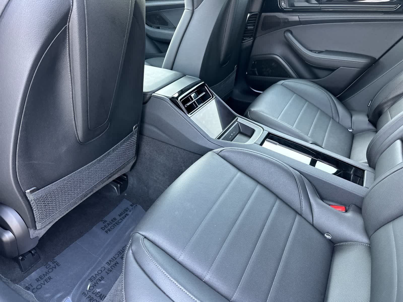 Certified 2025 Porsche Panamera 4 AWD/4WD image 13