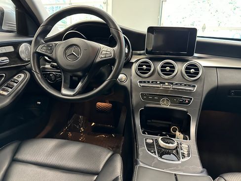 Used 2017 Mercedes-Benz C 300 Luxury image 29