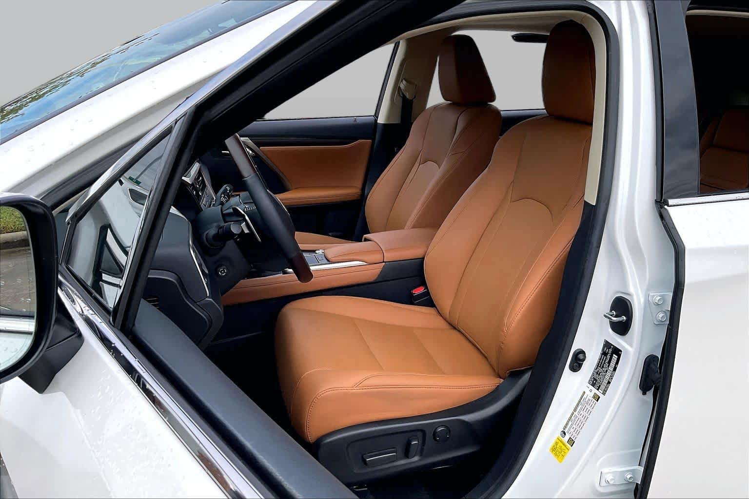 Used 2022 Lexus RX 350 FWD w/ Premium Package image 6