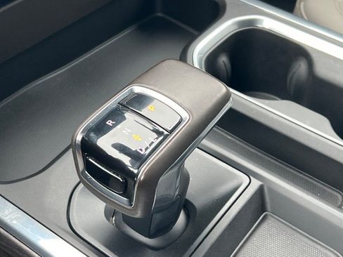 Used 2023 Chevrolet Silverado 1500 LTZ w/ LTZ Convenience Package II image 18