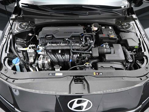 New 2026 Hyundai Elantra Sport FWD image 22
