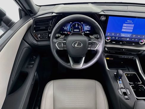 Certified 2026 Lexus TX 350 FWD w/ Convenience Package image 10
