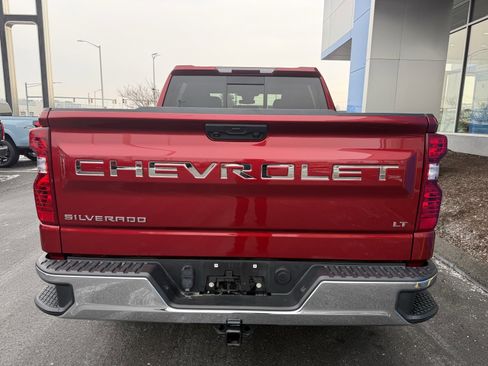 Used 2023 Chevrolet Silverado 1500 LT w/ Leather Package image 5