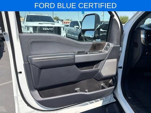 Used 2024 Ford F350 Lariat w/ Black Appearance Package AWD/4WD image 18