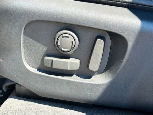 New 2026 Land Rover Range Rover Velar Dynamic SE image 24