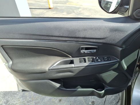 Used 2019 Mitsubishi Outlander Sport SE AWD/4WD image 14