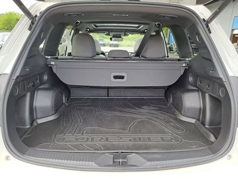 Certified 2025 Subaru Forester Premium w/ Convenience Package #2 AWD/4WD image 19