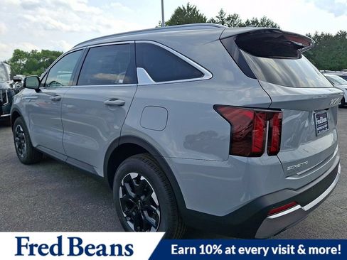 New 2026 Kia Sorento S AWD/4WD image 3