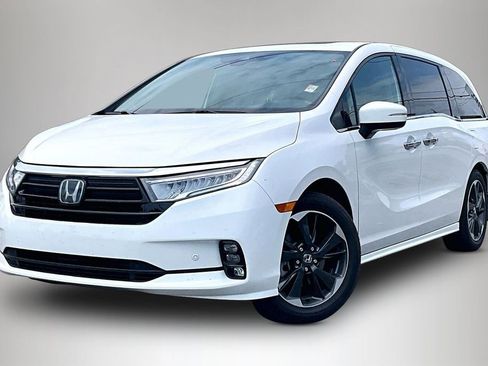 Used 2024 Honda Odyssey Elite image 2