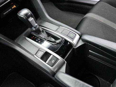 Used 2020 Honda Civic Sport image 21