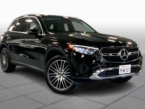 Certified 2023 Mercedes-Benz GLC 300 GLC 300 image 2