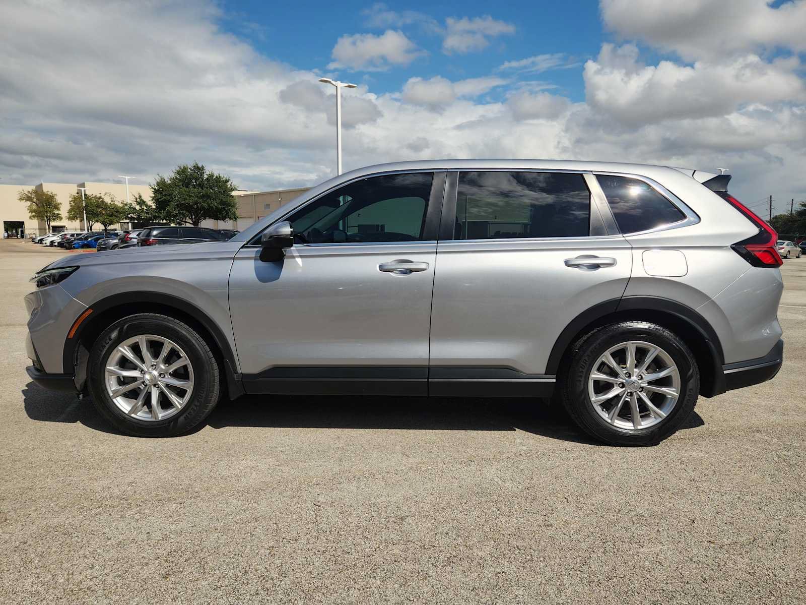 Used 2024 Honda CR-V EX-L image 4
