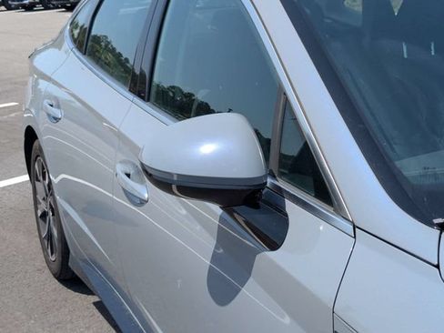 Used 2025 Hyundai Sonata SEL FWD image 10