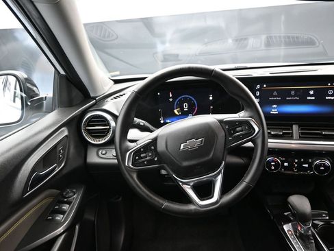 Used 2024 Chevrolet Trax ACTIV w/ Driver Confidence Package image 29