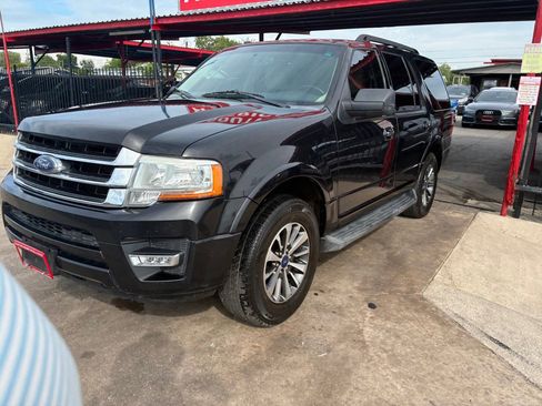 Used 2015 Ford Expedition XLT w/ Equipment Group 201A RWD image 15