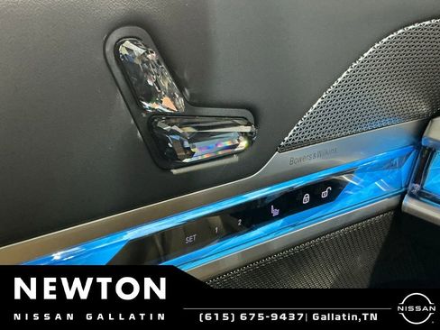 Used 2026 BMW 740i xDrive AWD/4WD image 89