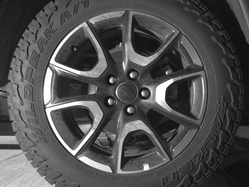Used 2025 Jeep Compass Trailhawk AWD/4WD image 15