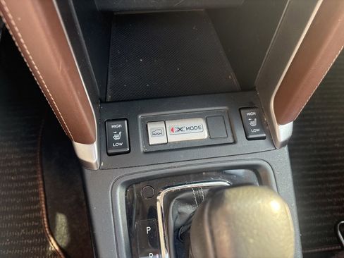 Used 2017 Subaru Forester 2.5i Touring image 19