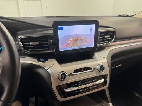 Used 2023 Ford Explorer XLT w/ Equipment Group 202A image 82